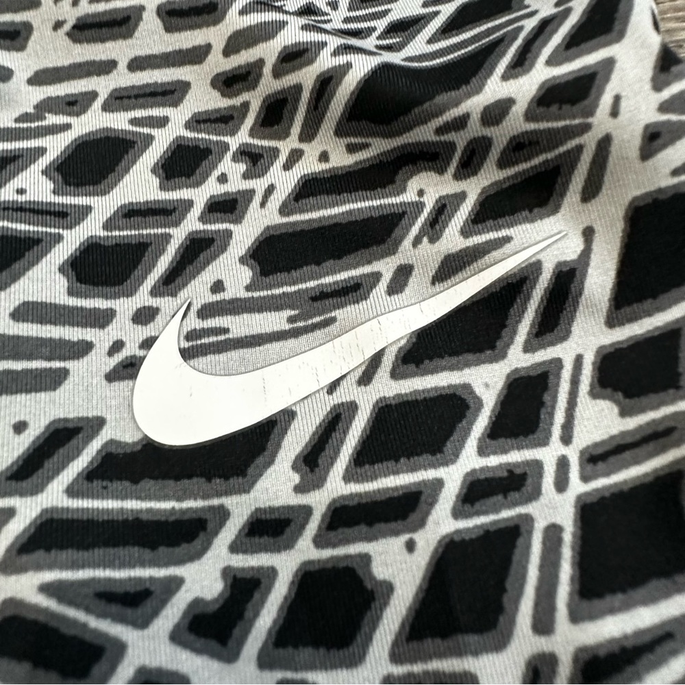 Nike Pro Leggings - image 5